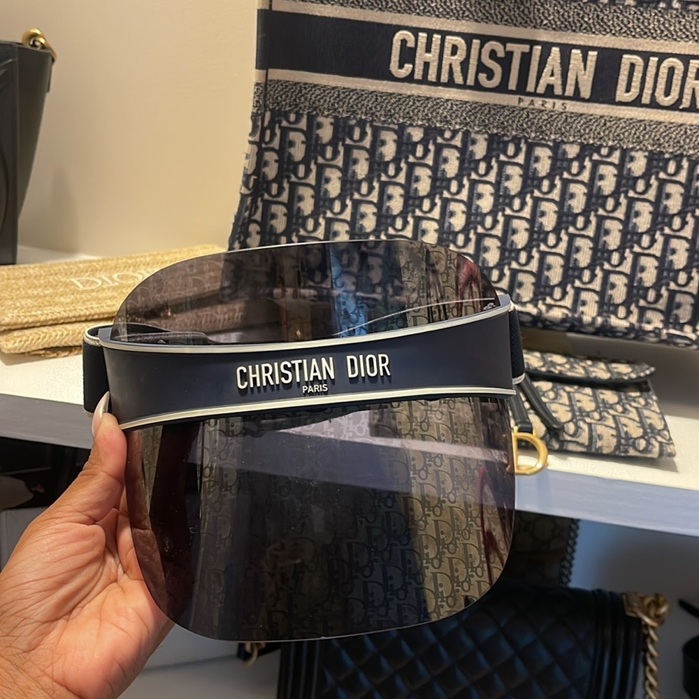 DiorClub V1U DiorOblique Visor
